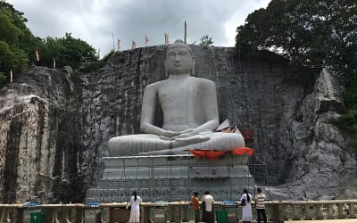 Estatua de Buda Rambodagalla